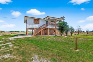 920 4th Street, Port Bolivar, TX 77650