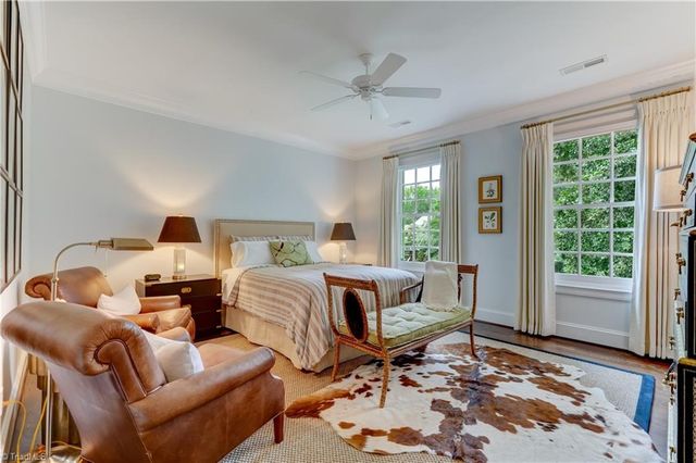 1 Captains Point, Greensboro, NC 27455