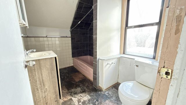 930 Albemarle Street, Saint Paul, MN 55117