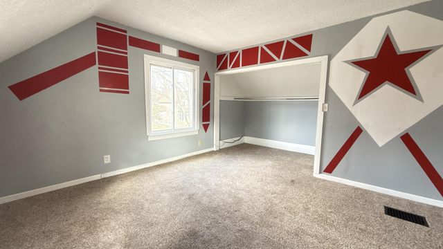 930 Albemarle Street, Saint Paul, MN 55117