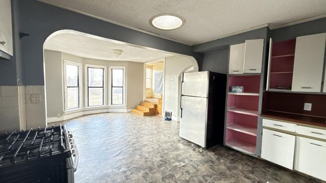 930 Albemarle Street, Saint Paul, MN 55117