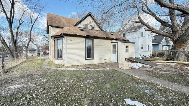 930 Albemarle Street, Saint Paul, MN 55117