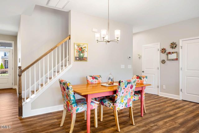 199 Deardom Way, Chapel Hill, NC 27516