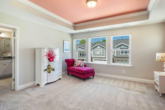 199 Deardom Way, Chapel Hill, NC 27516