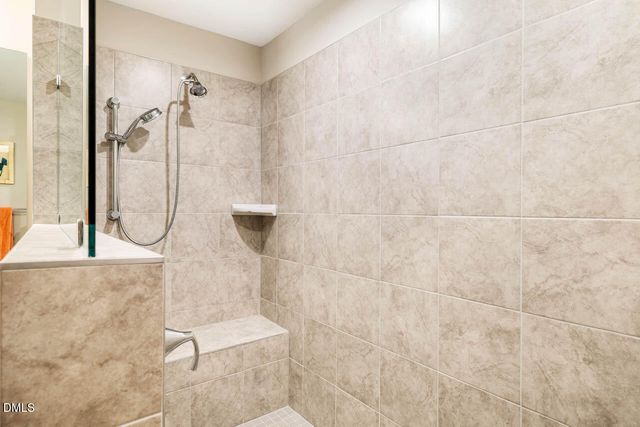 199 Deardom Way, Chapel Hill, NC 27516