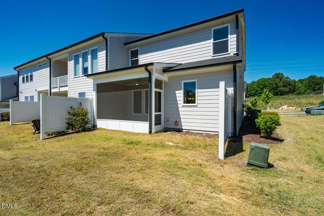 199 Deardom Way, Chapel Hill, NC 27516