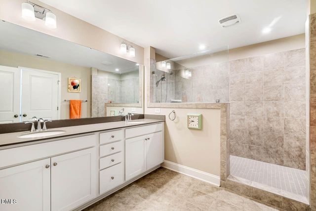199 Deardom Way, Chapel Hill, NC 27516