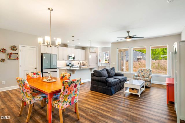 199 Deardom Way, Chapel Hill, NC 27516