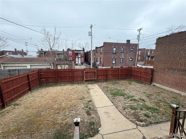 1850 Russell Boulevard, St Louis, MO 63104