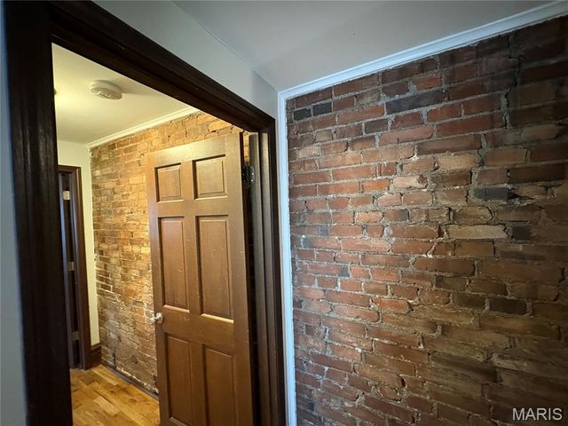 1850 Russell Boulevard, St Louis, MO 63104