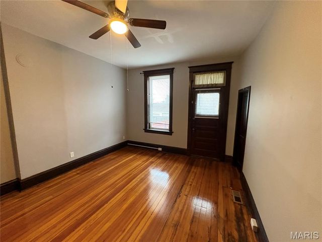 1850 Russell Boulevard, St Louis, MO 63104