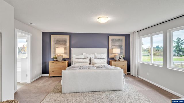 582 Withers Ct SE, Albany, OR 97322