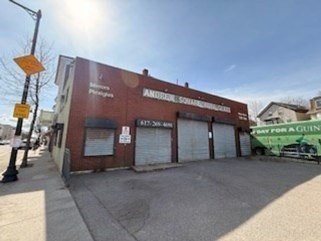 2-6 Boston St, Boston, MA 02127