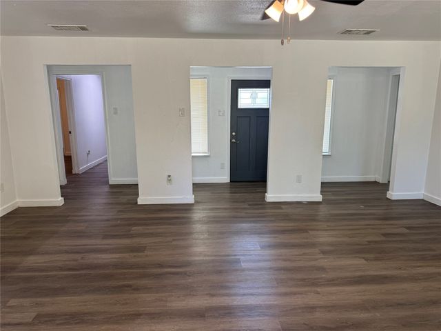3549 Rio Grande Circle, Dallas, TX 75233