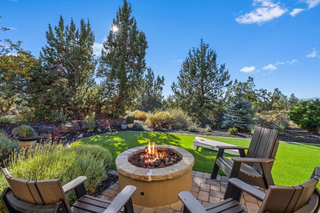 22887 Ghost Tree Lane, Bend, OR 97701