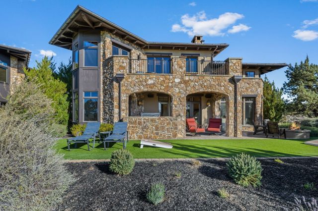 22887 Ghost Tree Lane, Bend, OR 97701