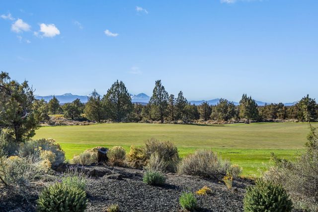 22887 Ghost Tree Lane, Bend, OR 97701