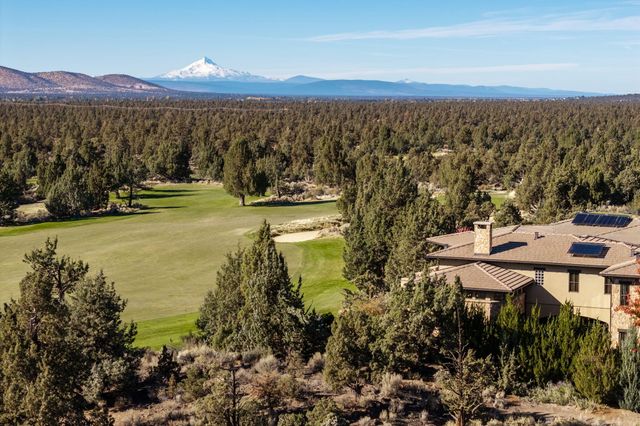 22887 Ghost Tree Lane, Bend, OR 97701
