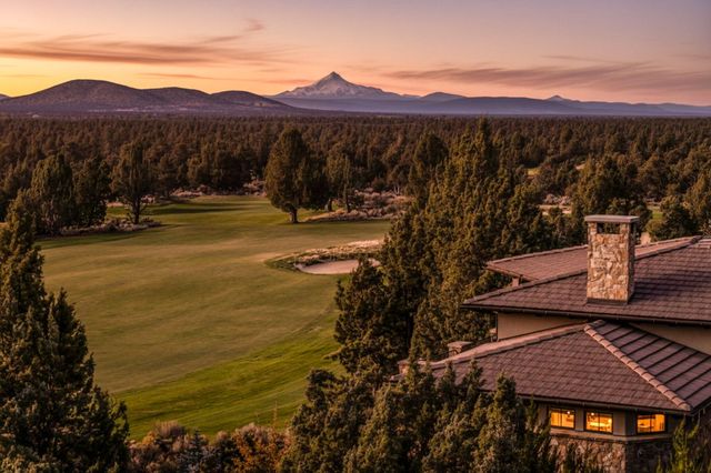 22887 Ghost Tree Lane, Bend, OR 97701