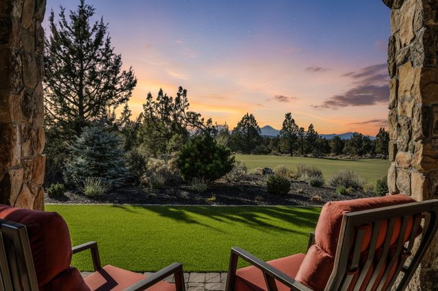 22887 Ghost Tree Lane, Bend, OR 97701