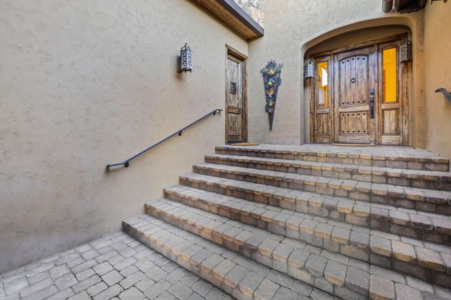 22887 Ghost Tree Lane, Bend, OR 97701