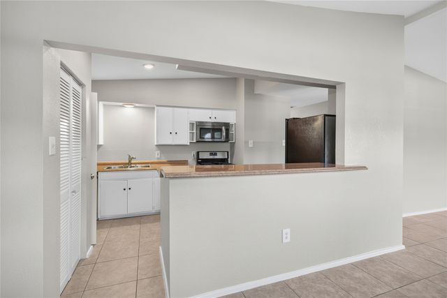 2821 Yale Street, Irving, TX 75061