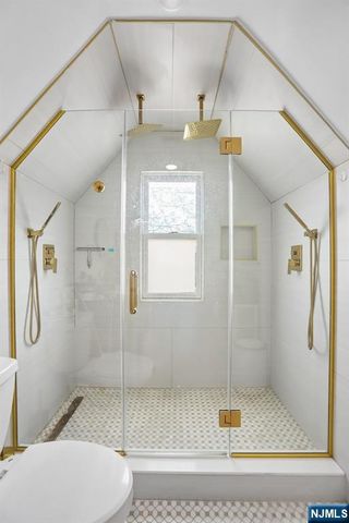 15 Wheeler Street B, Montclair, NJ 07042