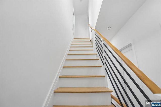 15 Wheeler Street B, Montclair, NJ 07042