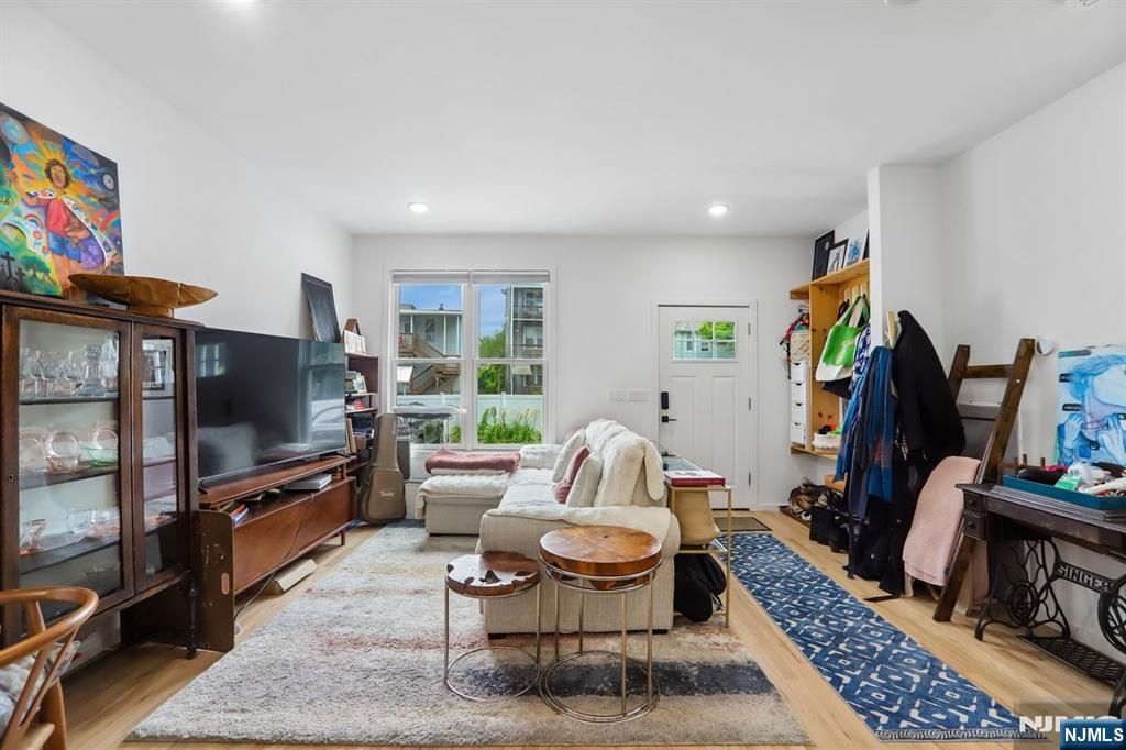 15 Wheeler Street B, Montclair, NJ 07042