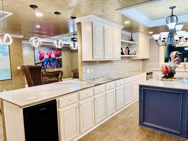 304 NW 11th St, Andrews, TX 79714