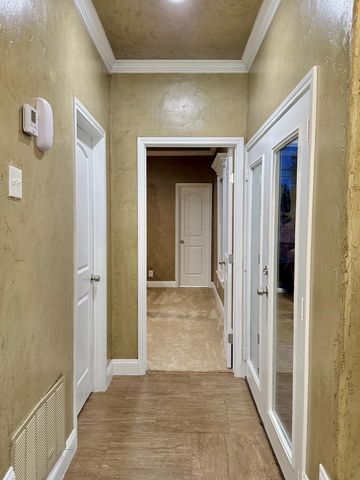 304 NW 11th St, Andrews, TX 79714