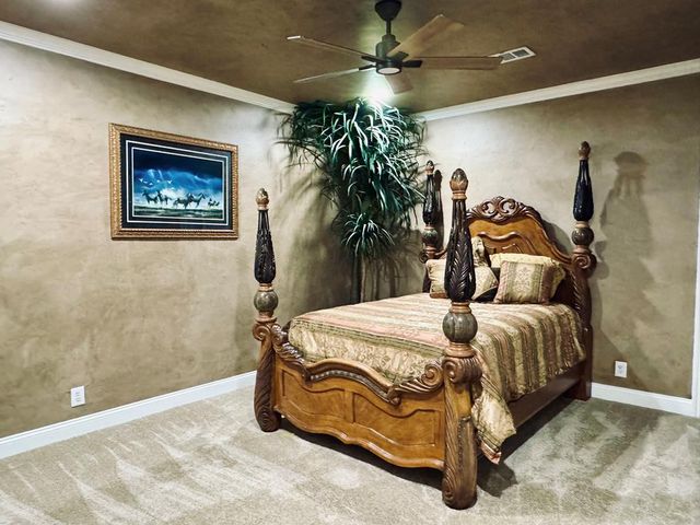 304 NW 11th St, Andrews, TX 79714