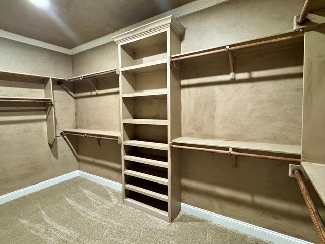 304 NW 11th St, Andrews, TX 79714