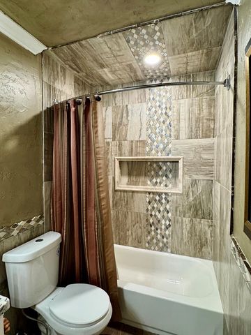 304 NW 11th St, Andrews, TX 79714