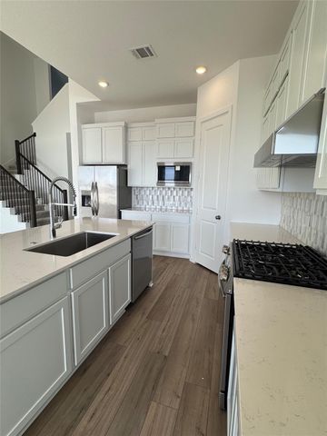 4223 Eagle Pass Drive, Rosenberg, TX 77469