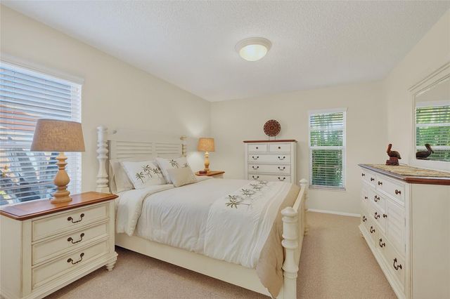 6812 19TH AVENUE W, Bradenton, FL 34209