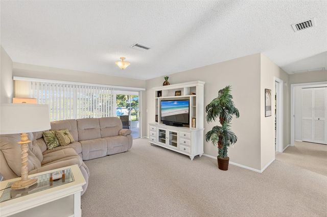 6812 19TH AVENUE W, Bradenton, FL 34209