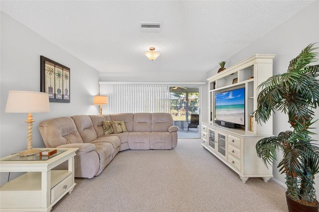 6812 19TH AVENUE W, Bradenton, FL 34209