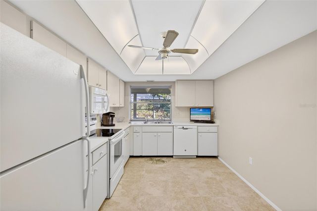 6812 19TH AVENUE W, Bradenton, FL 34209