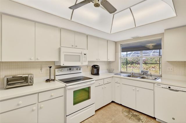 6812 19TH AVENUE W, Bradenton, FL 34209