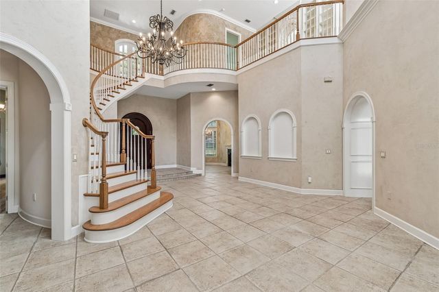 702 BERROCALES DE AVILA, Tampa, FL 33613