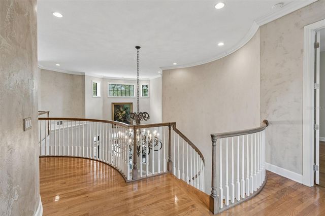 702 BERROCALES DE AVILA, Tampa, FL 33613