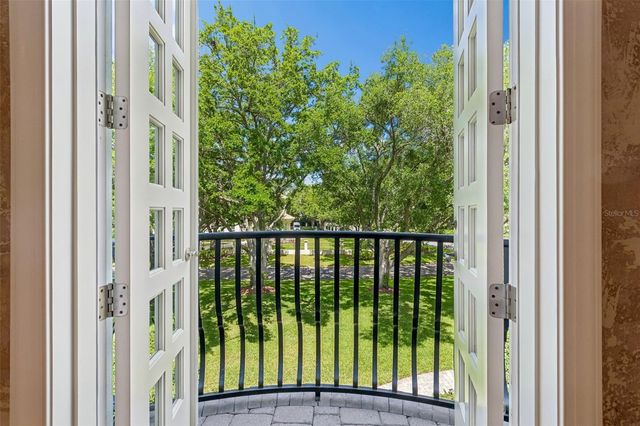 702 BERROCALES DE AVILA, Tampa, FL 33613