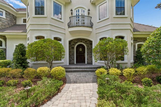 702 BERROCALES DE AVILA, Tampa, FL 33613