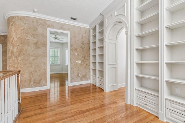 702 BERROCALES DE AVILA, Tampa, FL 33613
