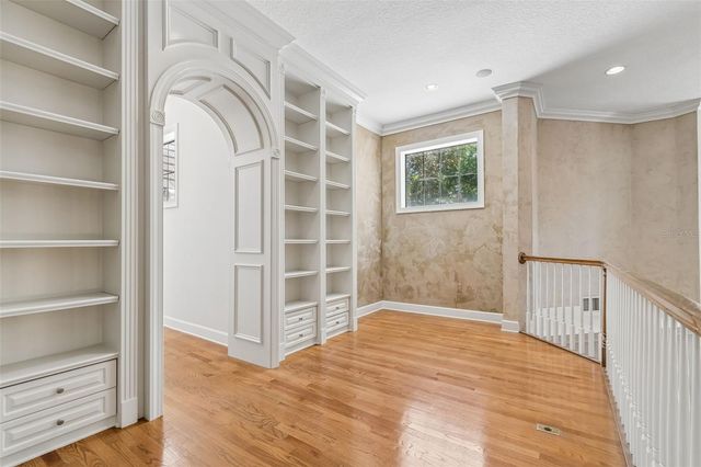 702 BERROCALES DE AVILA, Tampa, FL 33613