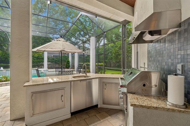 702 BERROCALES DE AVILA, Tampa, FL 33613