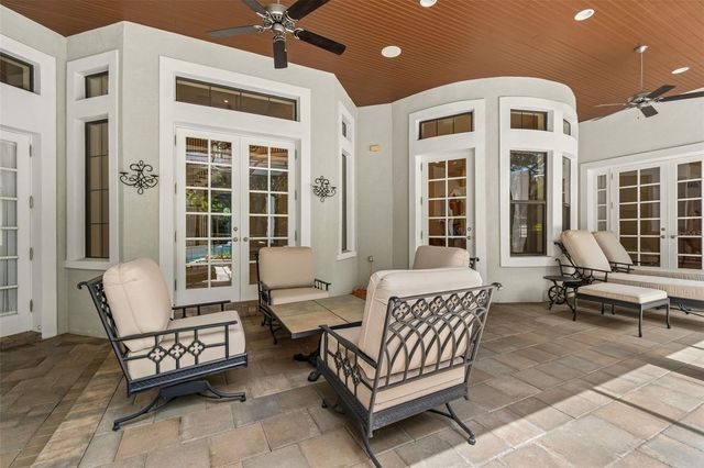 702 BERROCALES DE AVILA, Tampa, FL 33613