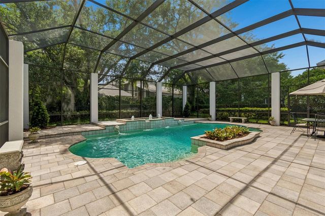 702 BERROCALES DE AVILA, Tampa, FL 33613