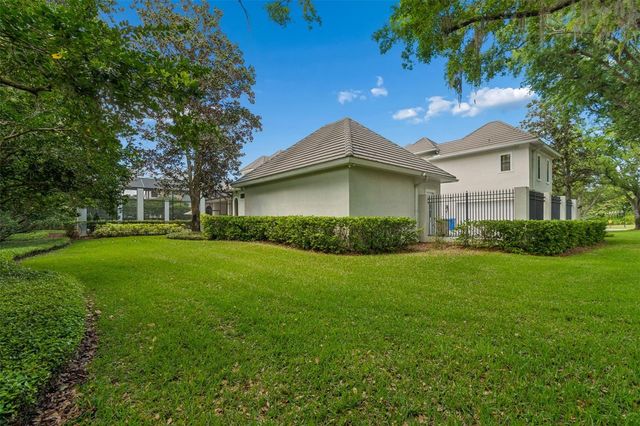 702 BERROCALES DE AVILA, Tampa, FL 33613